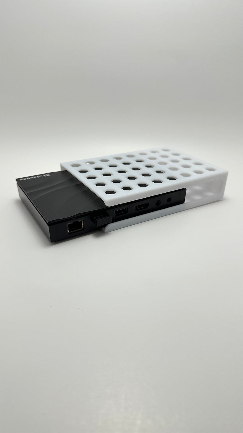 VSeebox V3 Pro/Plus Wall/Under-shelf Mount